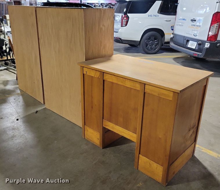 image for item IQ9814 Furniture