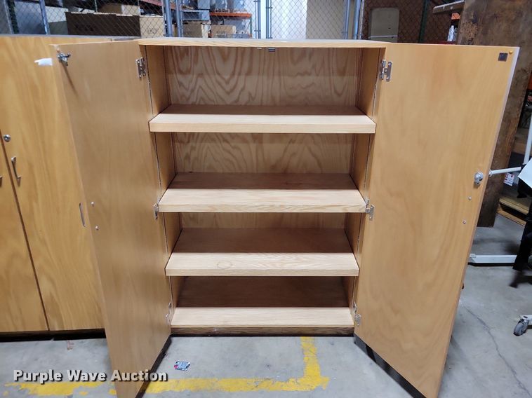 image for item IQ9814 Furniture