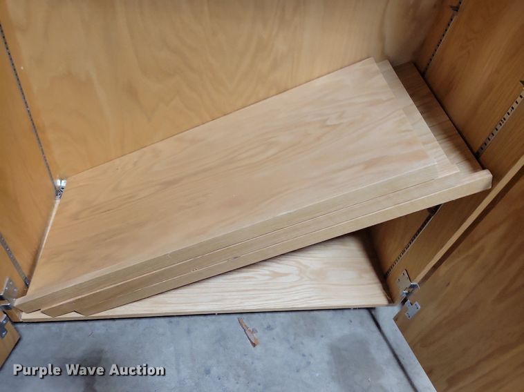 image for item IQ9814 Furniture