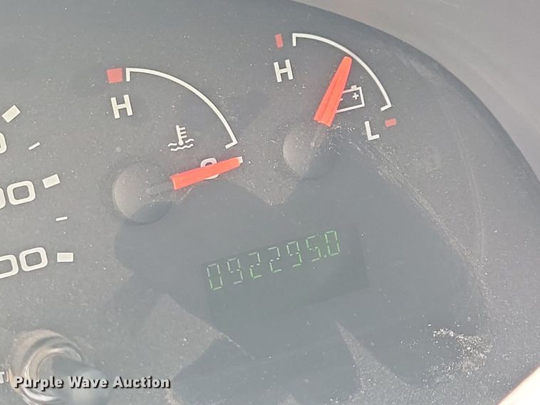 image for item IQ9815 2006 Ford E250  van