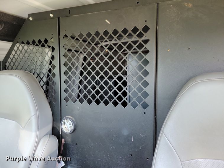 image for item IQ9815 2006 Ford E250  van