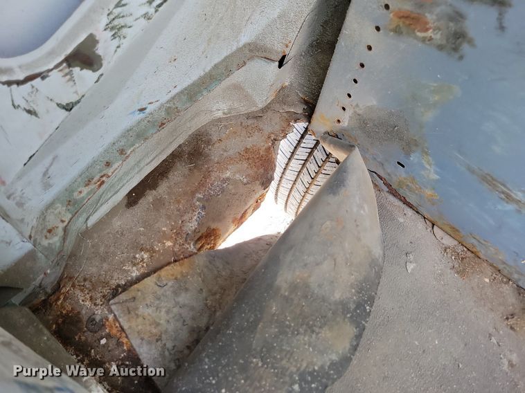 image for item IQ9815 2006 Ford E250  van