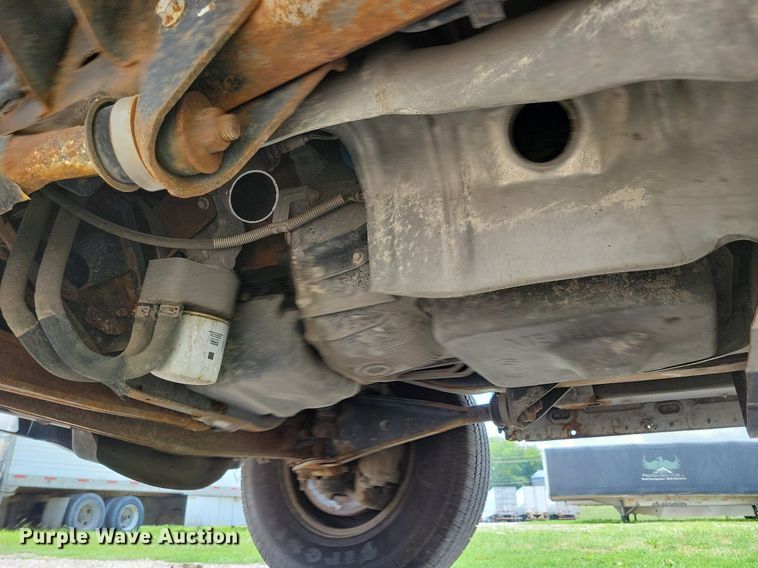 image for item IQ9815 2006 Ford E250  van