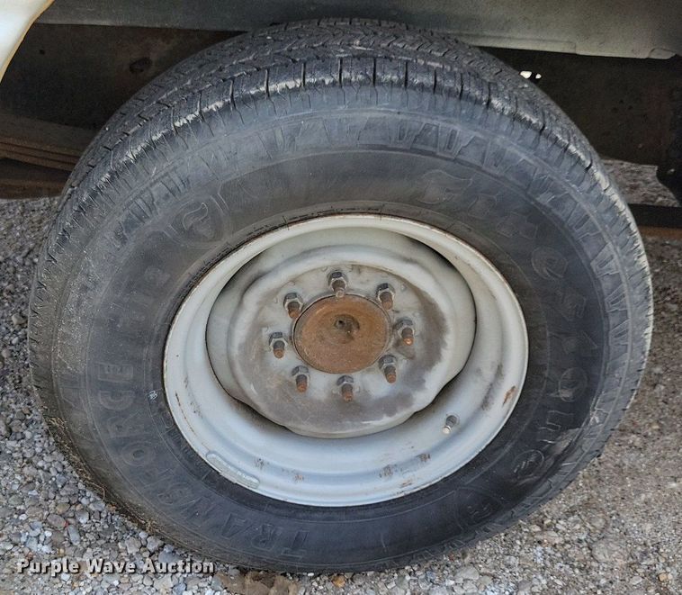 image for item IQ9815 2006 Ford E250  van