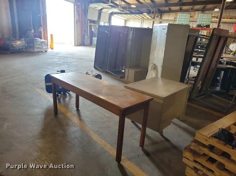 image for item IQ9817 Furniture