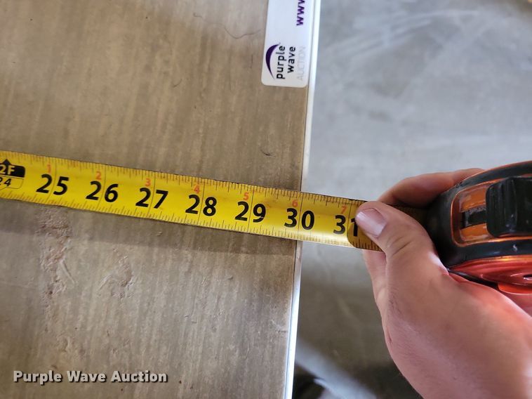 image for item IQ9817 Furniture