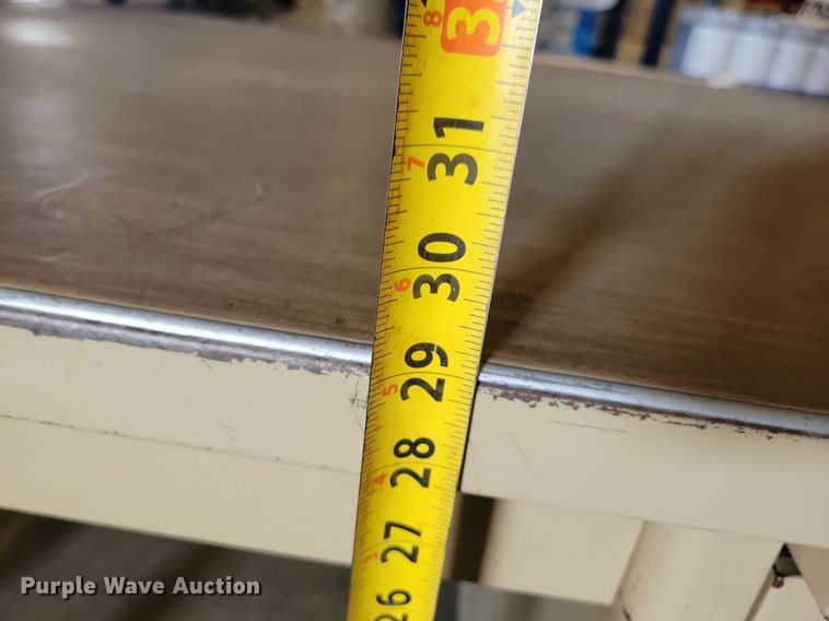 image for item IQ9817 Furniture