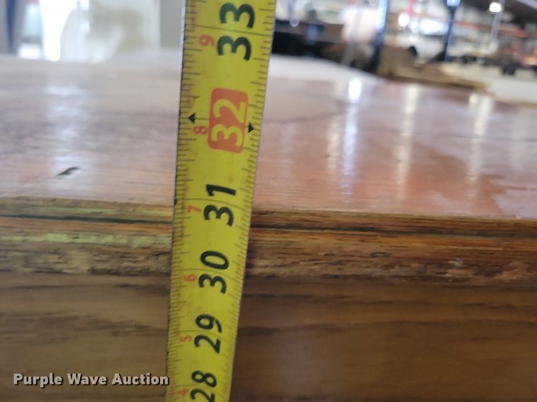 image for item IQ9817 Furniture