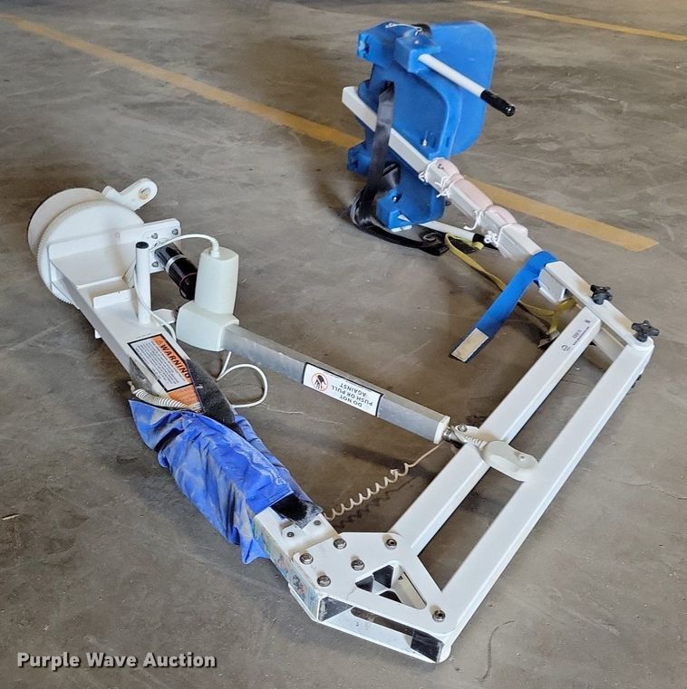 image for item IQ9818 Aqua Creek Products F-800SC2  pool lift