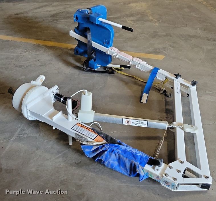 image for item IQ9818 Aqua Creek Products F-800SC2  pool lift