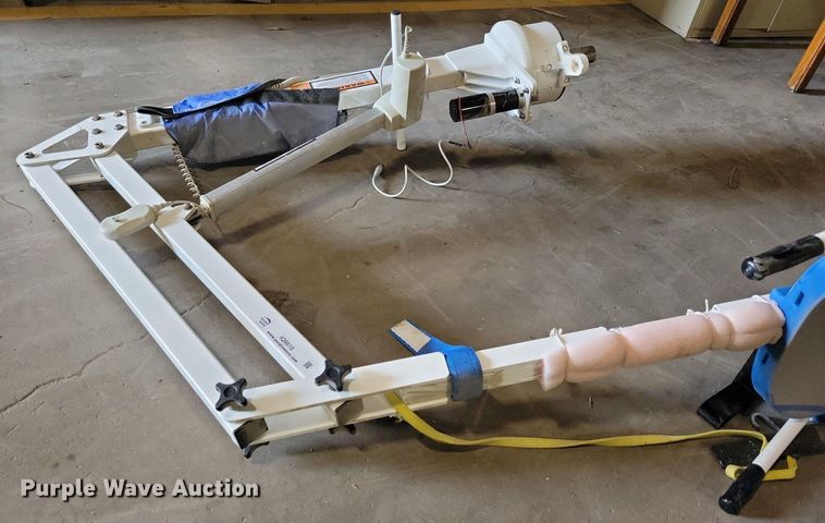 image for item IQ9818 Aqua Creek Products F-800SC2  pool lift