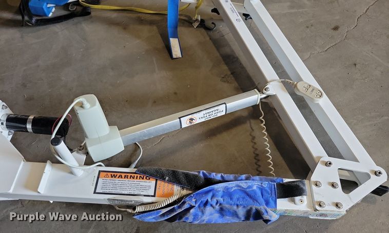 image for item IQ9818 Aqua Creek Products F-800SC2  pool lift