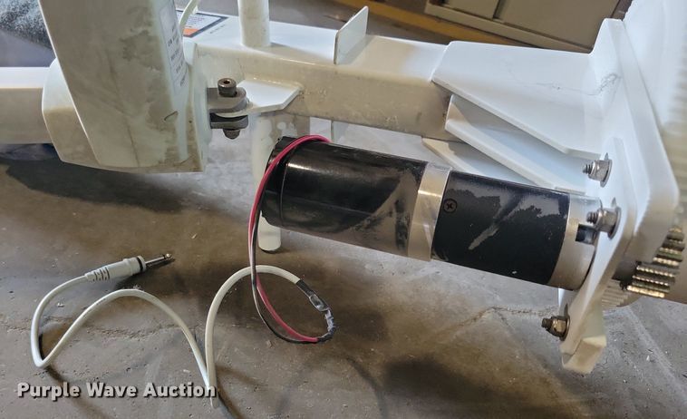 image for item IQ9818 Aqua Creek Products F-800SC2  pool lift