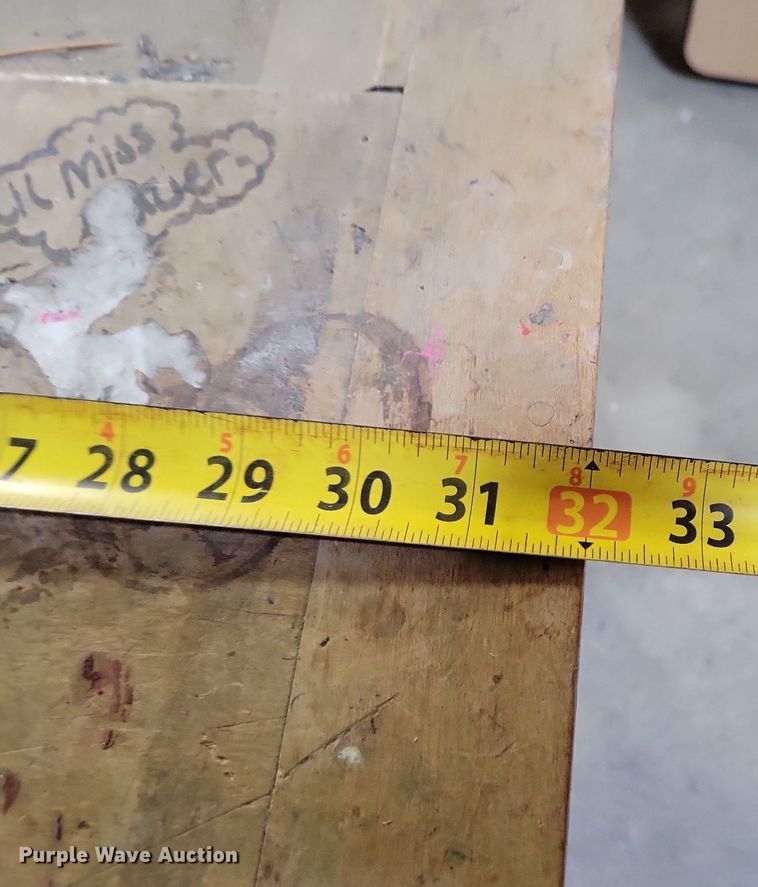 image for item IQ9819 Work bench