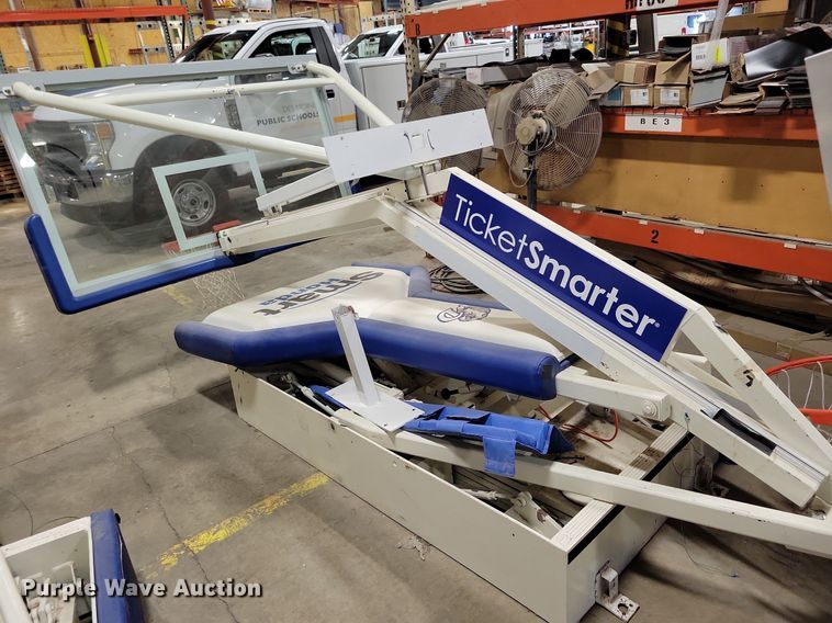 image for item IQ9820 Bison  basketball goal