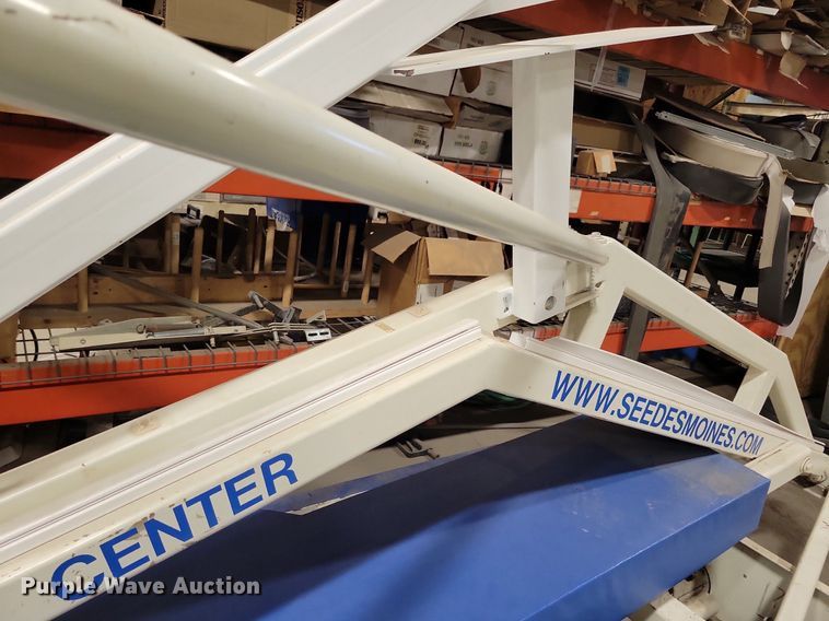 image for item IQ9821 Bison  basketball goal