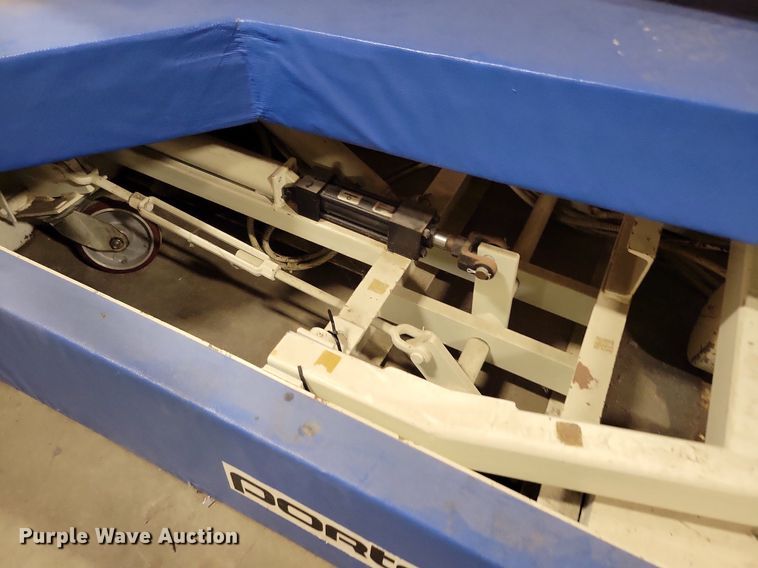 image for item IQ9821 Bison  basketball goal