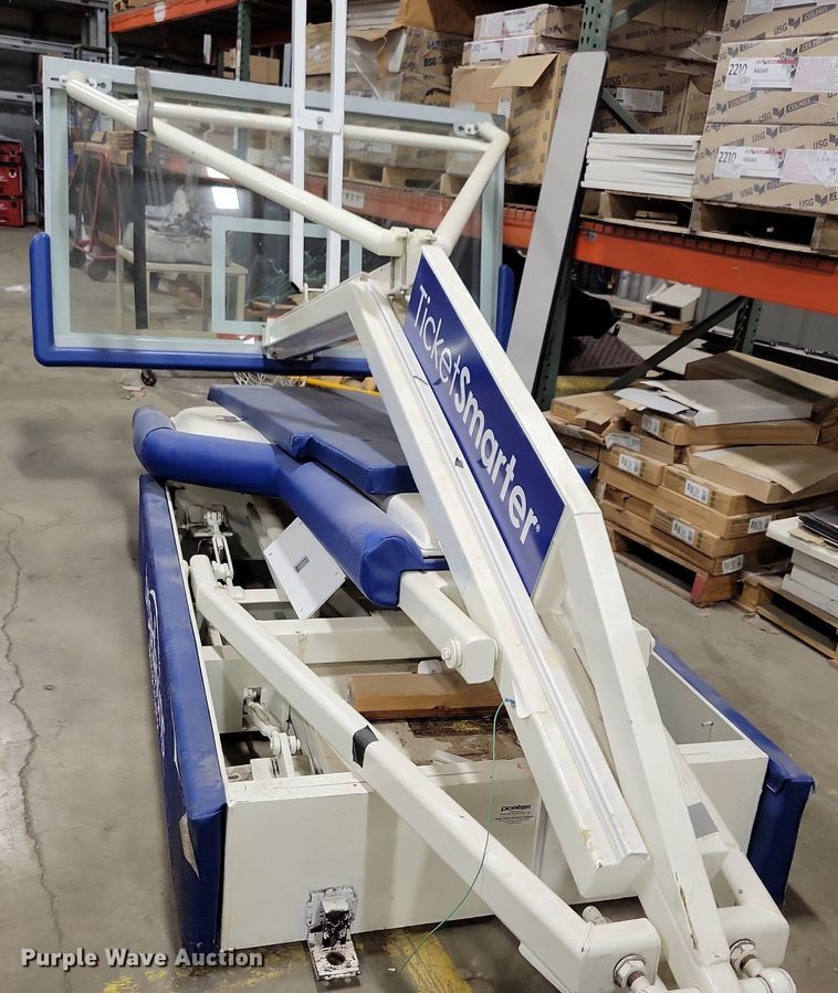 image for item IQ9822 Bison  basketball goal