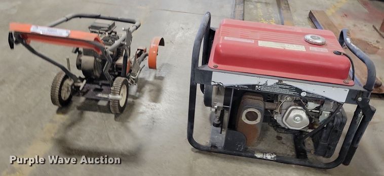 image for item IQ9824 Honda Black Max  generator