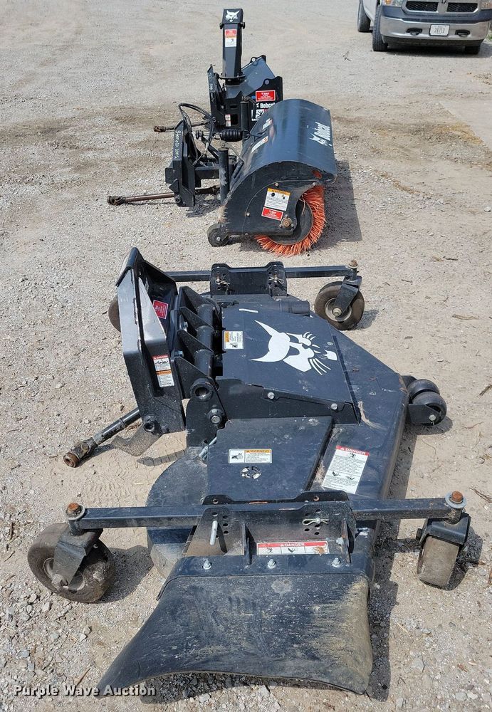 image for item IQ9825 2018 Bobcat 3650  utility vehicle