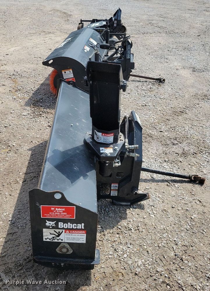 image for item IQ9825 2018 Bobcat 3650  utility vehicle