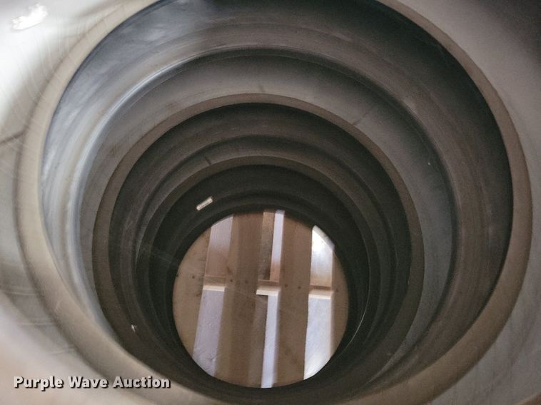 image for item IQ9843 (4) Michelin 265/70R18 tires