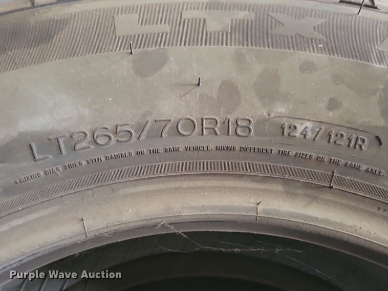 image for item IQ9843 (4) Michelin 265/70R18 tires