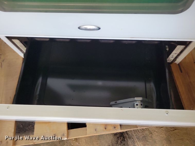 image for item IQ9844 Whirlpool  oven