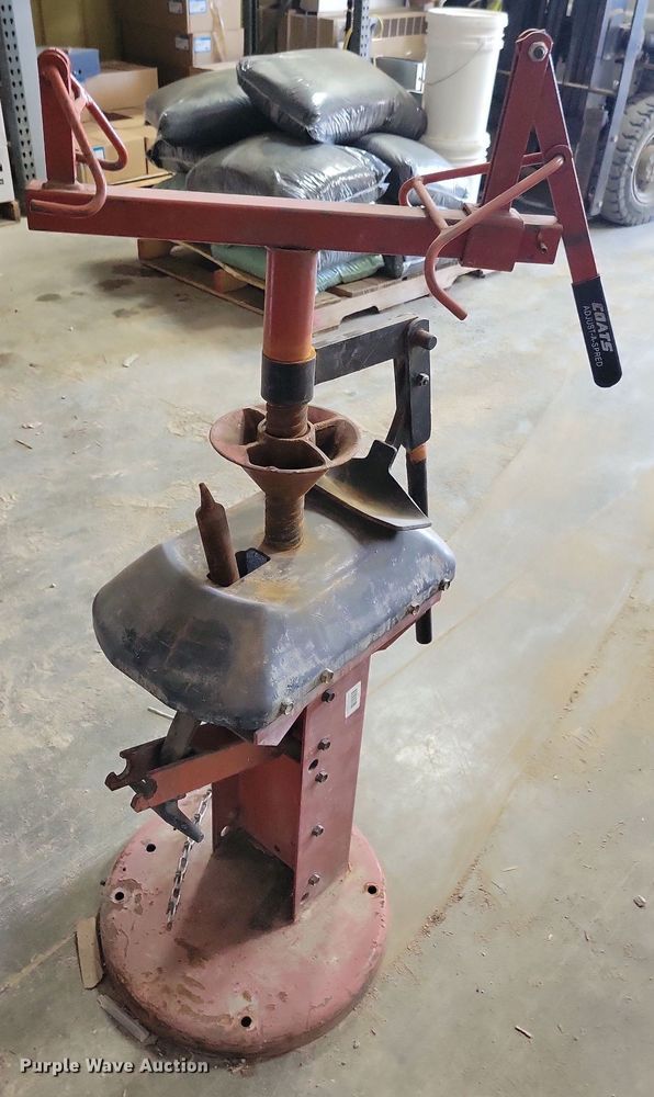 image for item IQ9846 Coats 310  tire machine