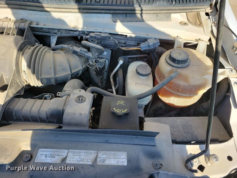 image for item IQ9868 2010 Eldorado Aerotech Ford 240  shuttle bus