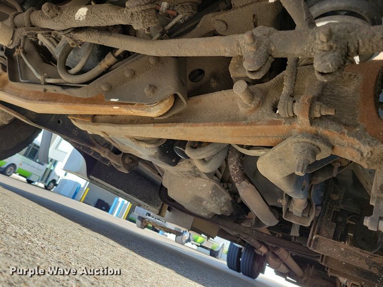 image for item IQ9868 2010 Eldorado Aerotech Ford 240  shuttle bus