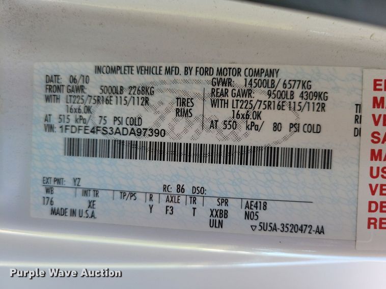 image for item IQ9868 2010 Eldorado Aerotech Ford 240  shuttle bus