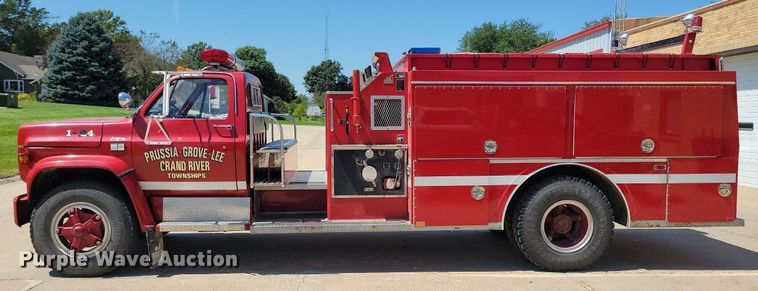image for item IQ9870 1986 Chevrolet C70  fire truck
