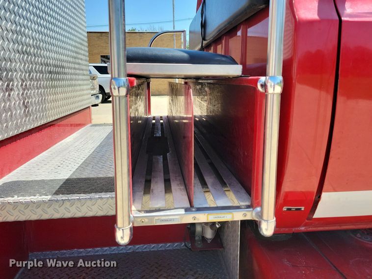 image for item IQ9870 1986 Chevrolet C70  fire truck