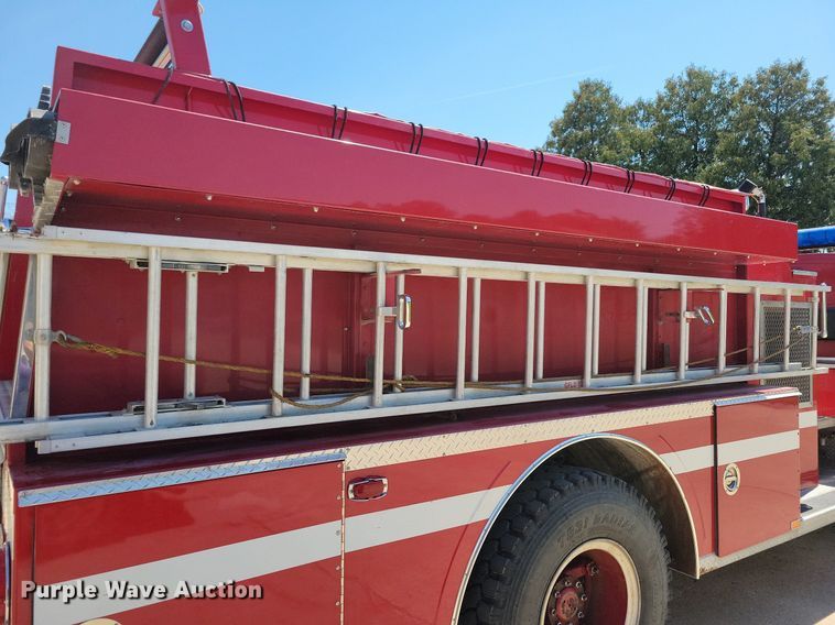 image for item IQ9870 1986 Chevrolet C70  fire truck