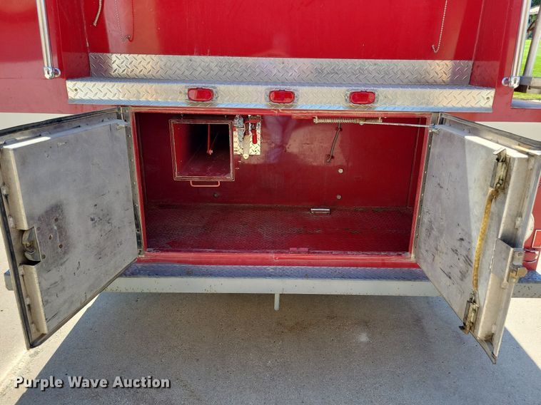 image for item IQ9870 1986 Chevrolet C70  fire truck