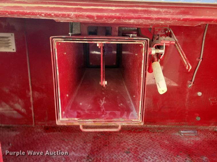 image for item IQ9870 1986 Chevrolet C70  fire truck