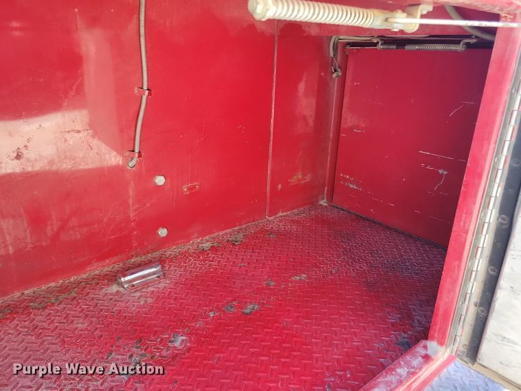 image for item IQ9870 1986 Chevrolet C70  fire truck