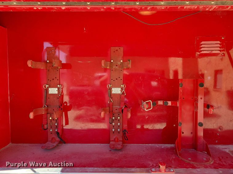 image for item IQ9870 1986 Chevrolet C70  fire truck