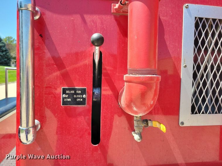 image for item IQ9870 1986 Chevrolet C70  fire truck