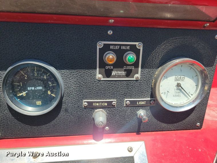 image for item IQ9870 1986 Chevrolet C70  fire truck