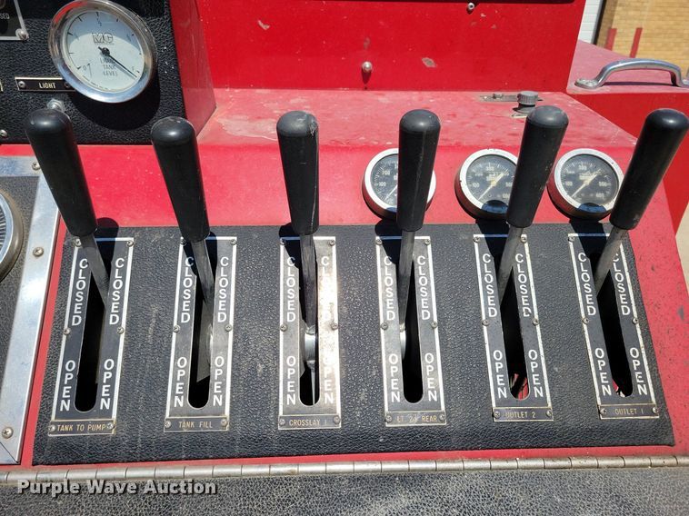 image for item IQ9870 1986 Chevrolet C70  fire truck