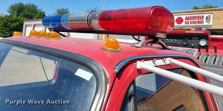 image for item IQ9870 1986 Chevrolet C70  fire truck