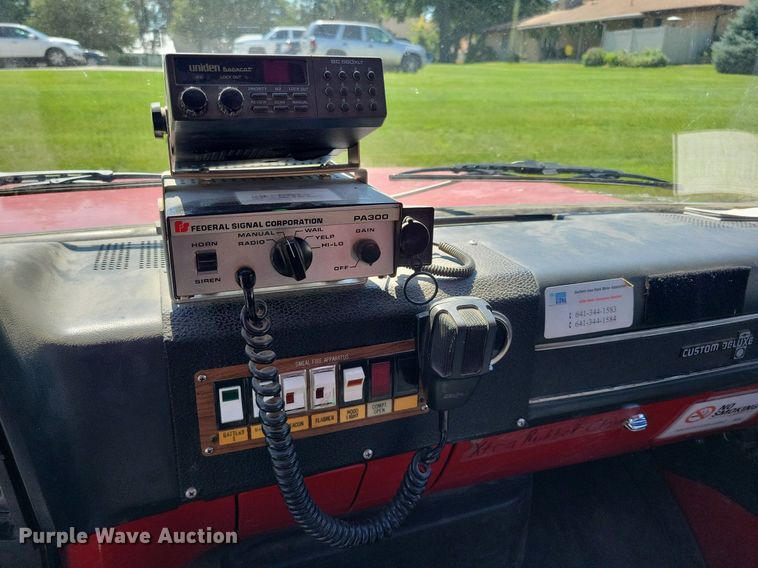 image for item IQ9870 1986 Chevrolet C70  fire truck