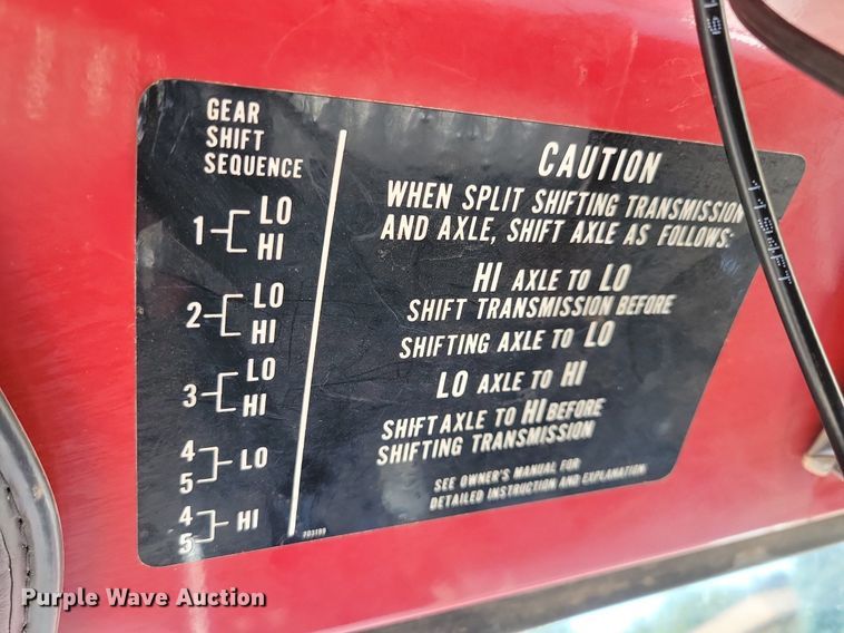 image for item IQ9870 1986 Chevrolet C70  fire truck