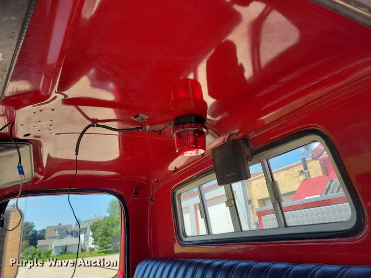 image for item IQ9870 1986 Chevrolet C70  fire truck