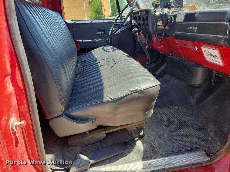 image for item IQ9870 1986 Chevrolet C70  fire truck