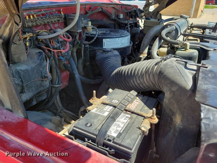 image for item IQ9870 1986 Chevrolet C70  fire truck