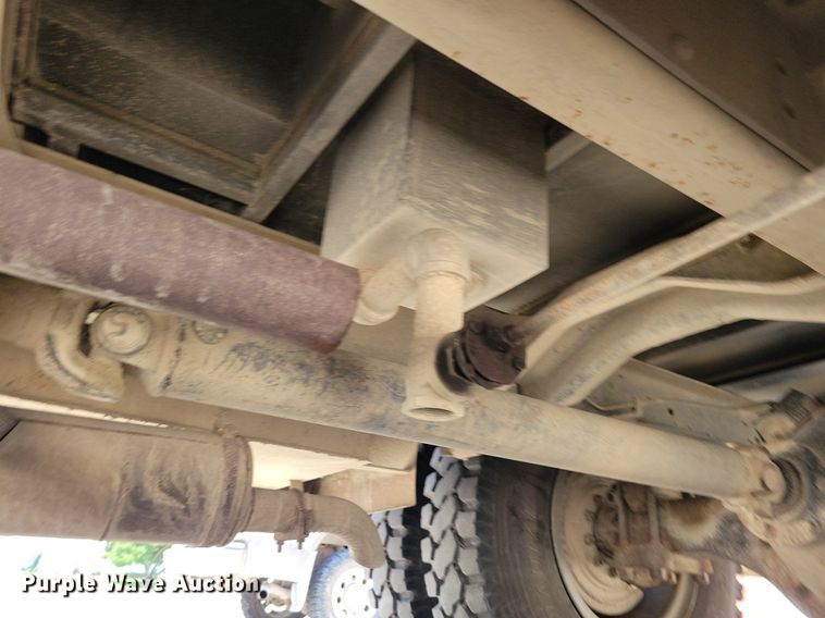 image for item IQ9870 1986 Chevrolet C70  fire truck