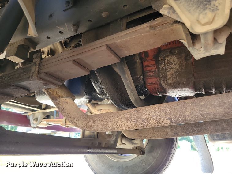 image for item IQ9870 1986 Chevrolet C70  fire truck